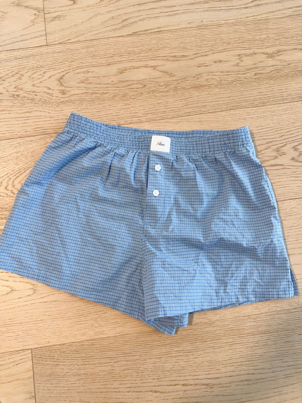 NEW 118438 Aritzia TNA DALLY POPLIN BOXER SHORT SAM CHECK SAM CHECK FRCH BL/WT S
